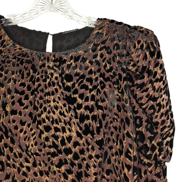 Elie Tahari Noelle Leopard Print Velvet Burnout Blouse, size Medium - Picture 11 of 12